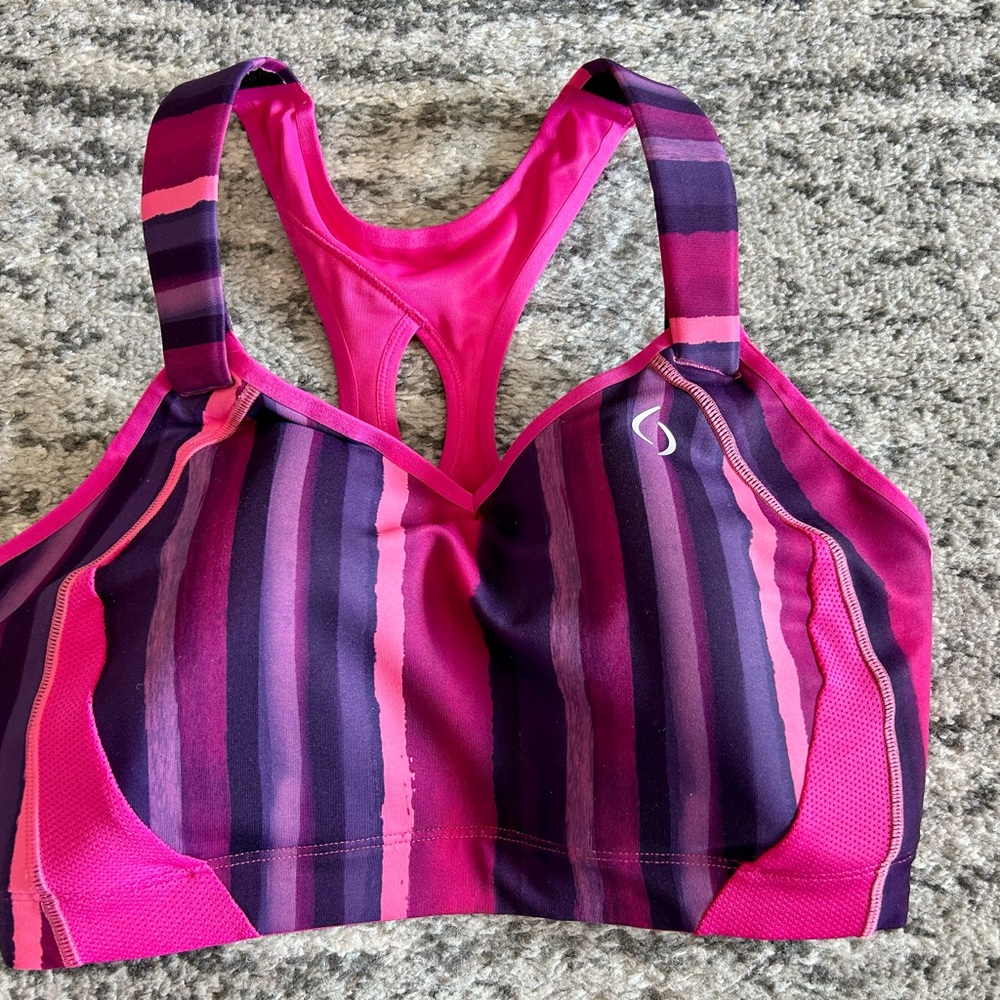 Brooks sports bra